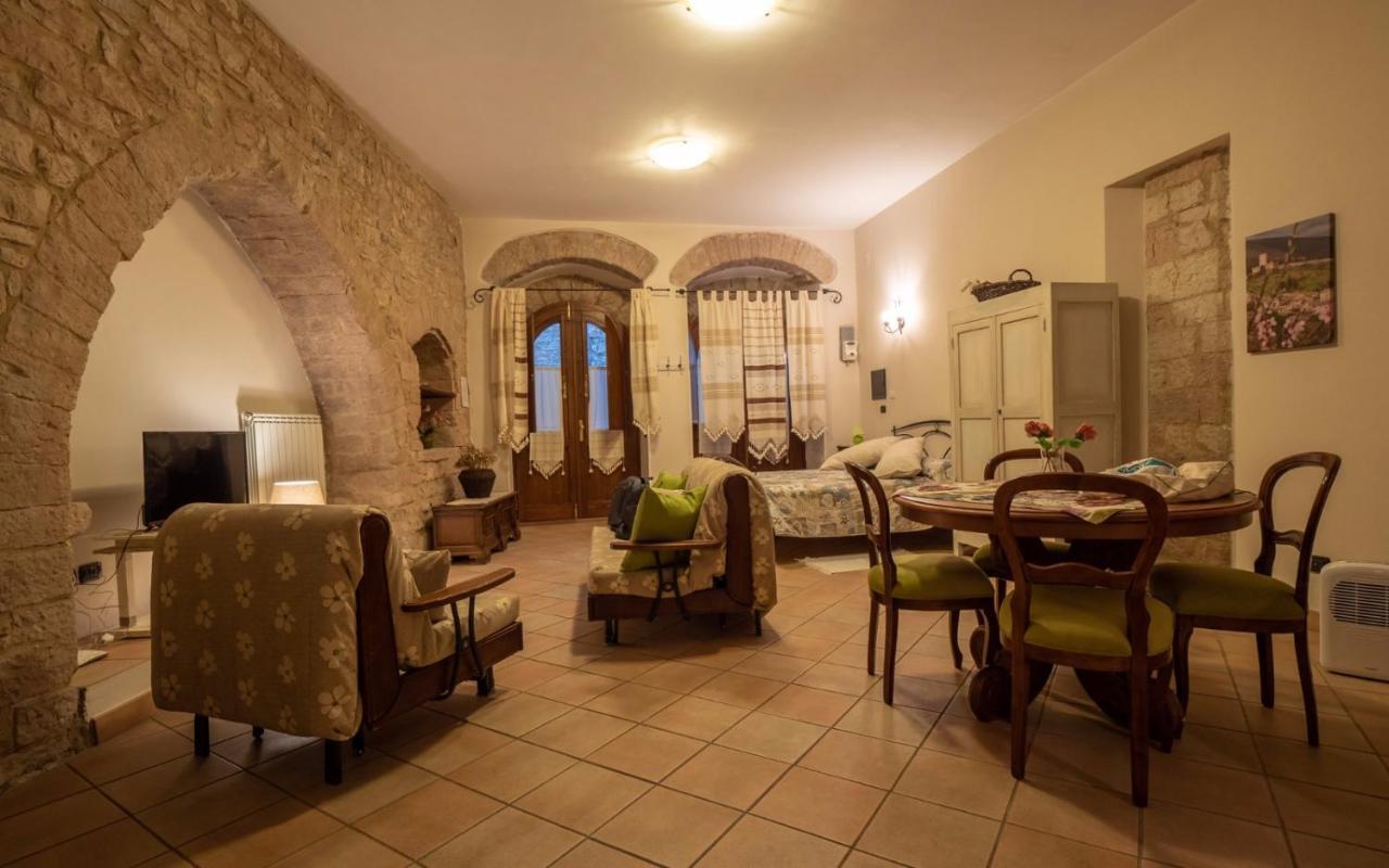 Appartement La Chiocciola Assise Extérieur photo